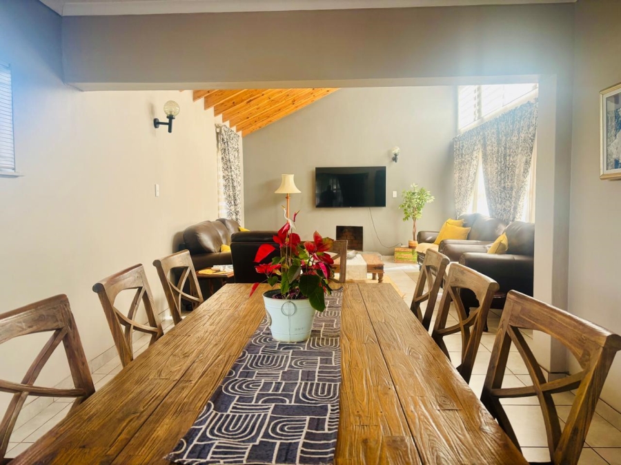 4 Bedroom Property for Sale in Heuwelsig Free State